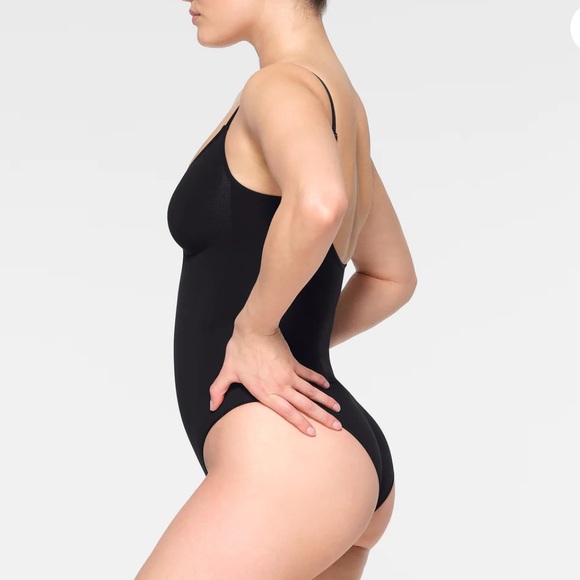 skims seamless sculpt brief body suit new version onyx - Picture 3 of 6
